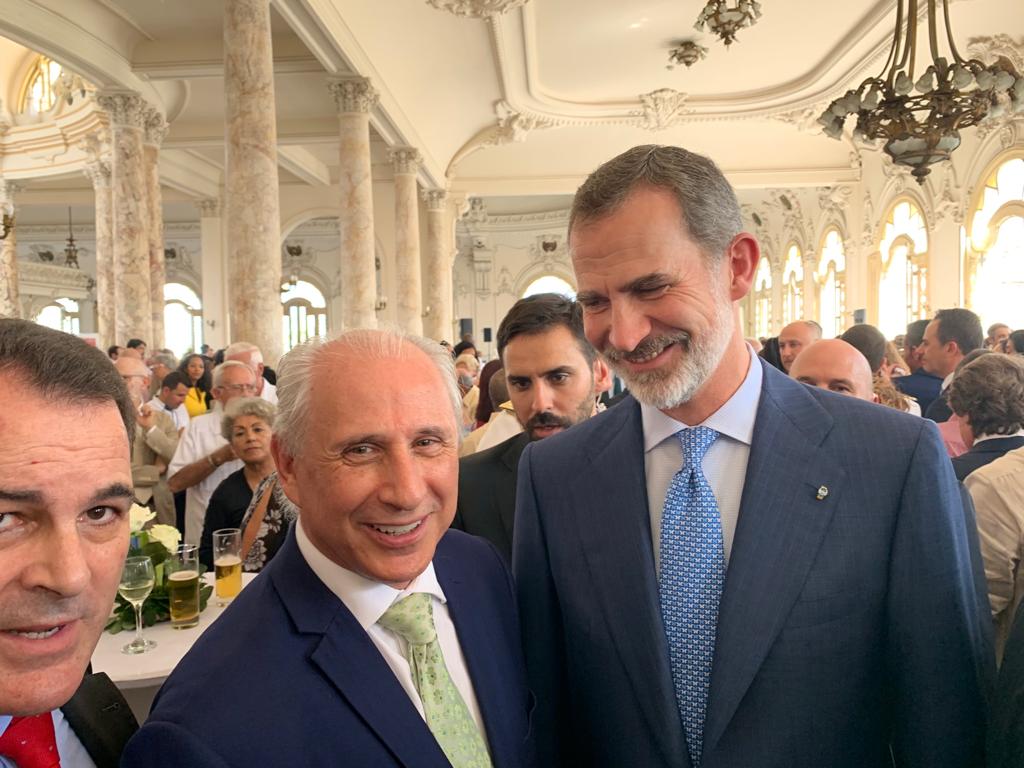 ​Reyes de España con empresarios españoles en Cuba