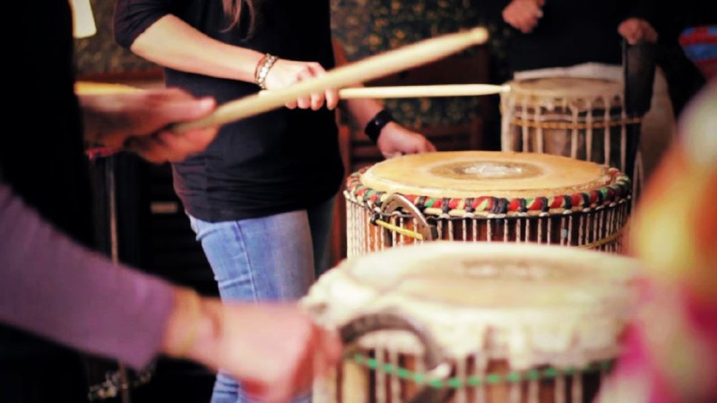 Cuba y España a golpe de tambor