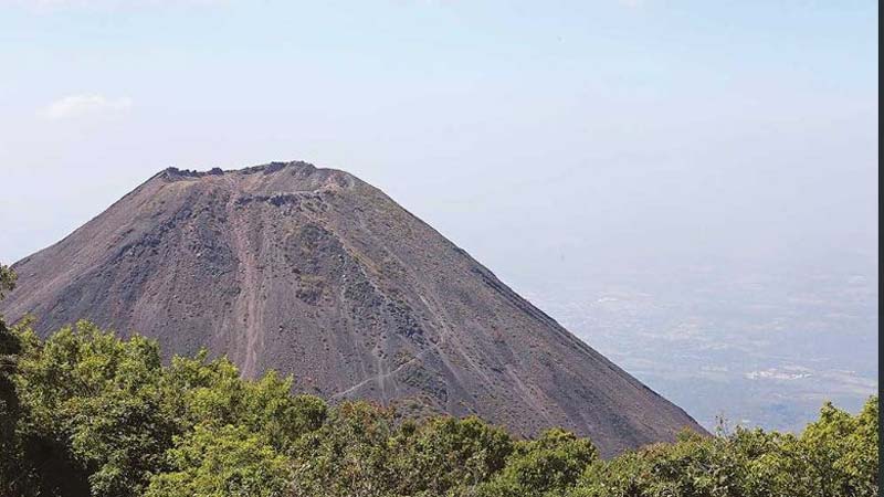 El Salvador recupera infraestructuras en la zona costera