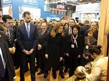 Príncipes de Asturias recorren FITUR en su primera jornada