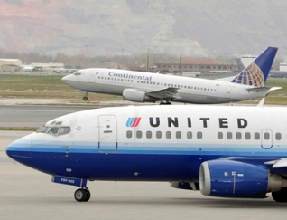 United Airlines espera frenar costos con recorte de más de 600 empleos desde febrero