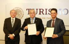  Miguel Torruco Marqués y César Hernández Ochoa