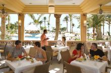 Hotel Riu Palace Tres Islas recibe el Premio “Playas de Oro” (+Video) 