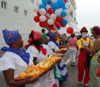 Prevén aumento de 15 por ciento en arribos de cruceros en Colombia esta temporada 