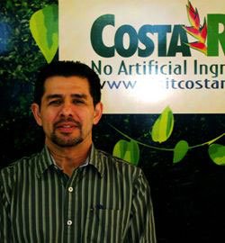 Freddy Lizano Chacón, Coordinador de Atención Prensa Internacional del Departamento de Marketing de Costa Rica