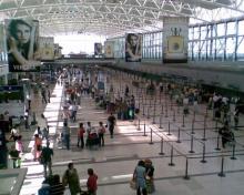 Crecen arribos de visitantes extranjeros en aeropuertos de Buenos Aires