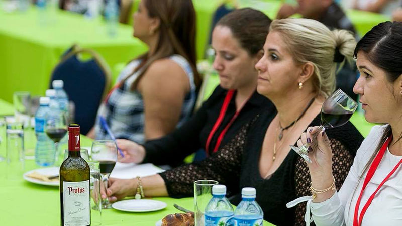  Entre tapas y cocteles transcurrió la segunda jornada de Seminario Internacional Excelencias Gourmet