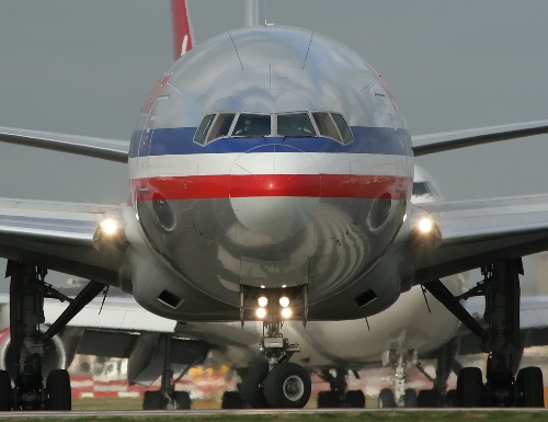 Estados Unidos: Asegura American Airlines que no ve como una amenaza la probable alianza entre LAN y TAM