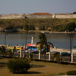 Cuba: El turismo creció casi 12 por ciento en los cuatro primeros meses de 2011