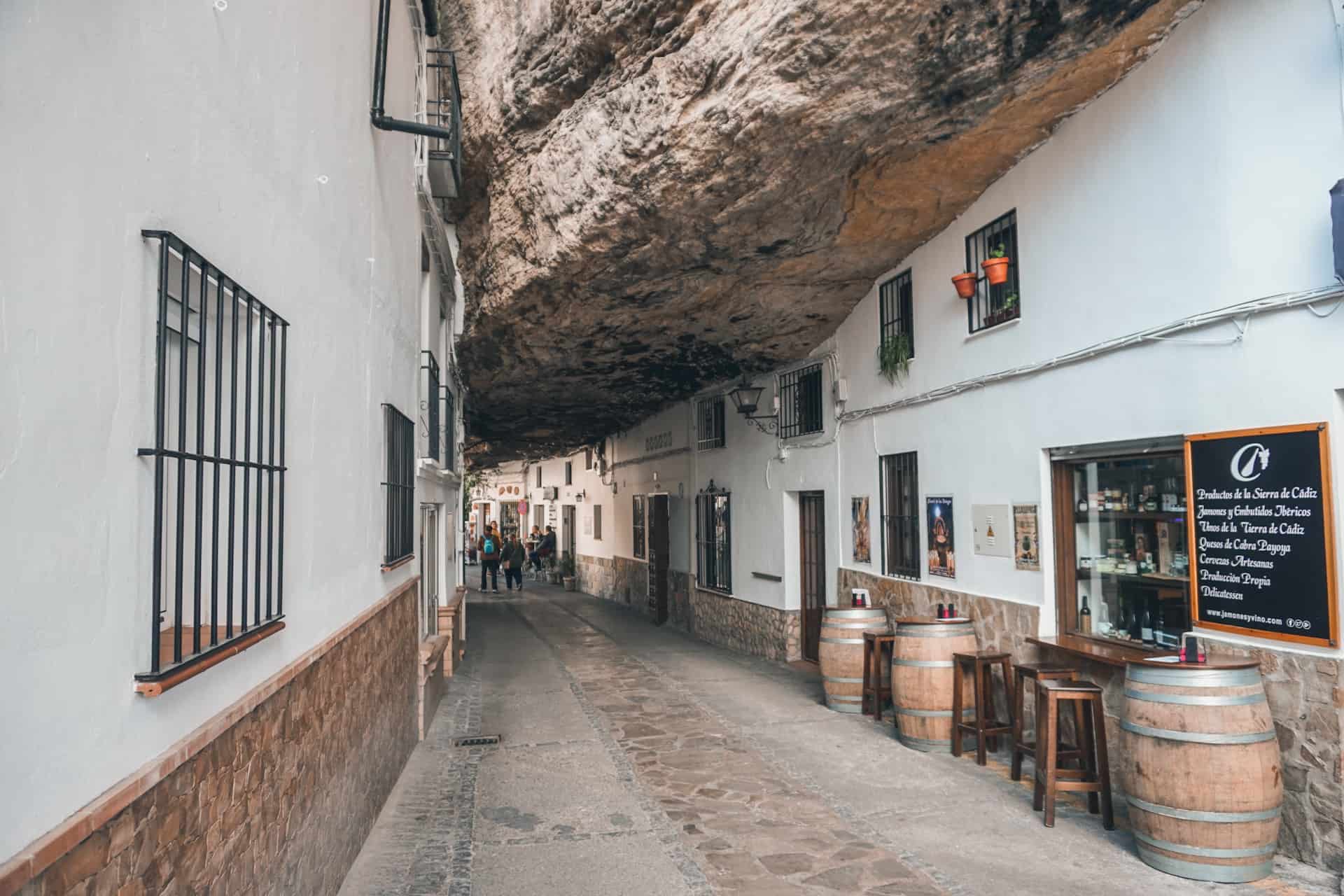 cuevas del sol