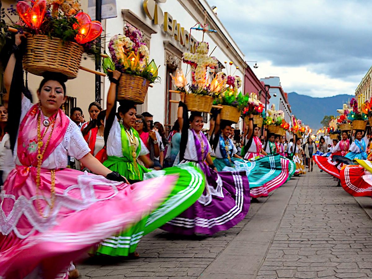   La Guelaguetza