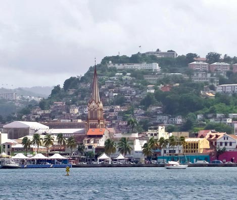 Martinica busca aumento del volumen de negocios en sector de cruceros