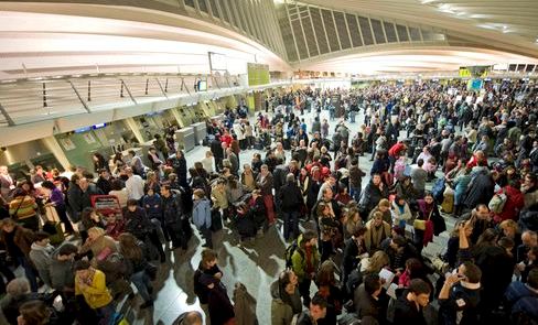 España: Aeropuertos regresan a la normalidad tras el caos de este fin de semana