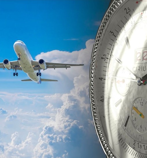 avión en vuelo y un reloj. Imagen tomada de https://www.cirium.com/