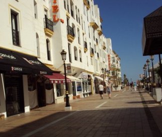 Puerto Banús: no solamente glamour