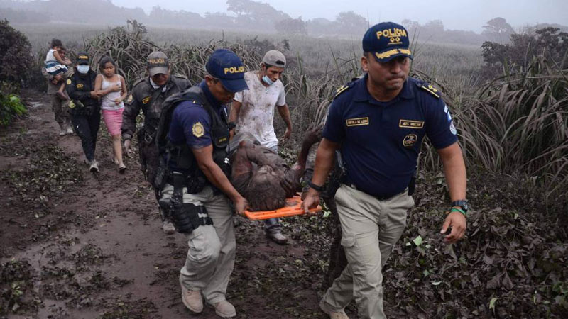 Volcán de Fuego causa gran número de fallecidos y desaparecidos