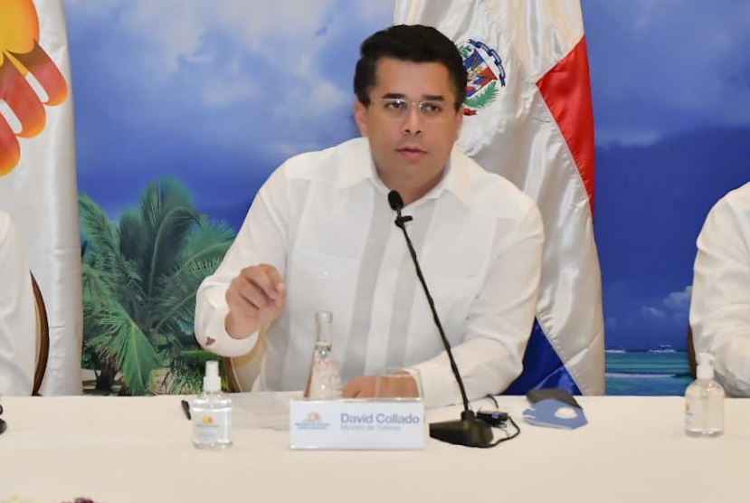 Ministro David Collado de República Dominicana