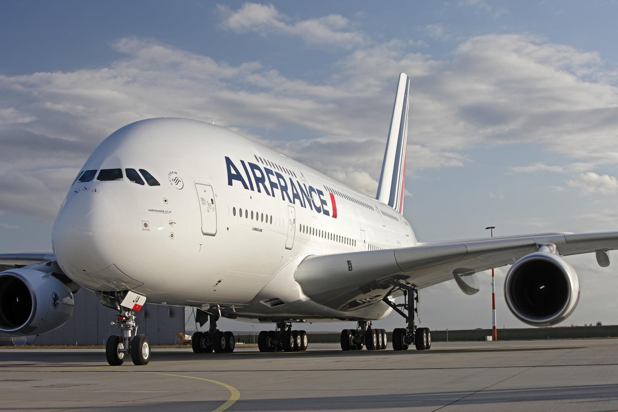 Airbus A380 de Air France en la pista