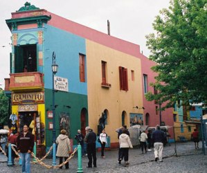 Turismo argentino tiene buen año pese a impacto del volcán Puyehue