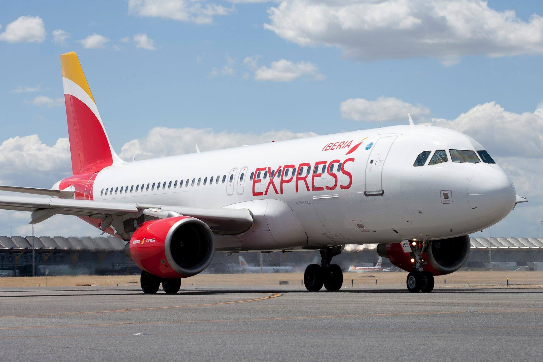 Ibero Express avión en la pista