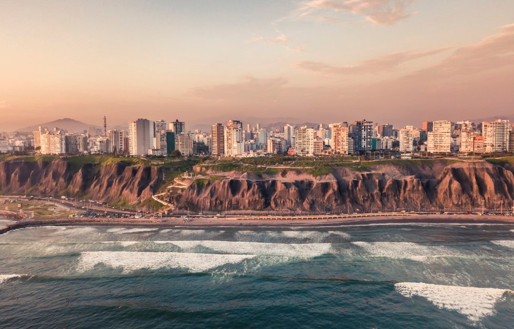 playa de Perú, cercana a Lima