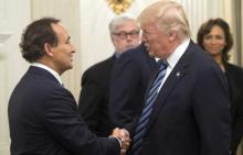 Trump tacha de "obsoletos" aviones de EEUU y anuncia beneficios para aerolíneas