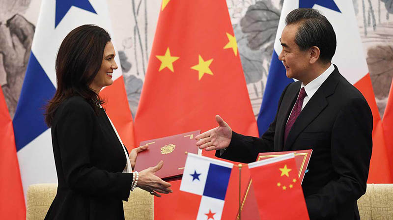 Panamá establece relaciones diplomáticas con China