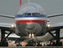 Estados Unidos: Asegura American Airlines que no ve como una amenaza la probable alianza entre LAN y TAM
