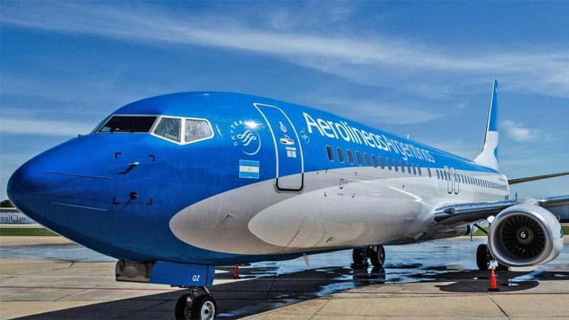 Nave de Aerolíneas Argentinas choca con drone al momento de aterrizaje