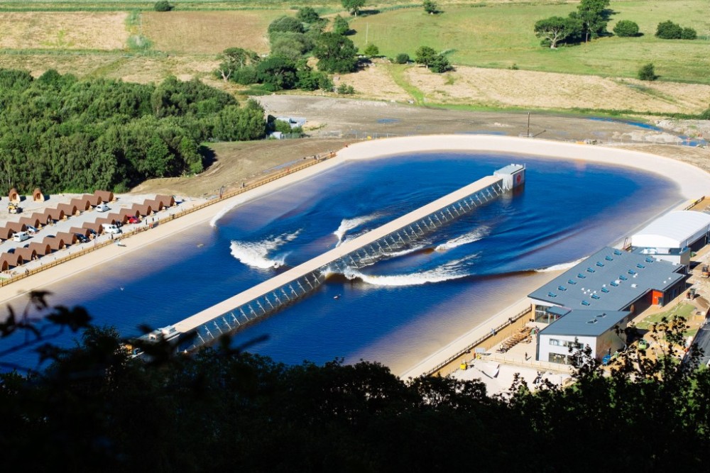 Surf Snowdonia (Gales)