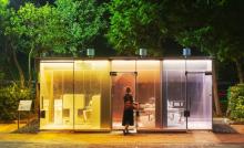 baños públicos transparentes en Tokio