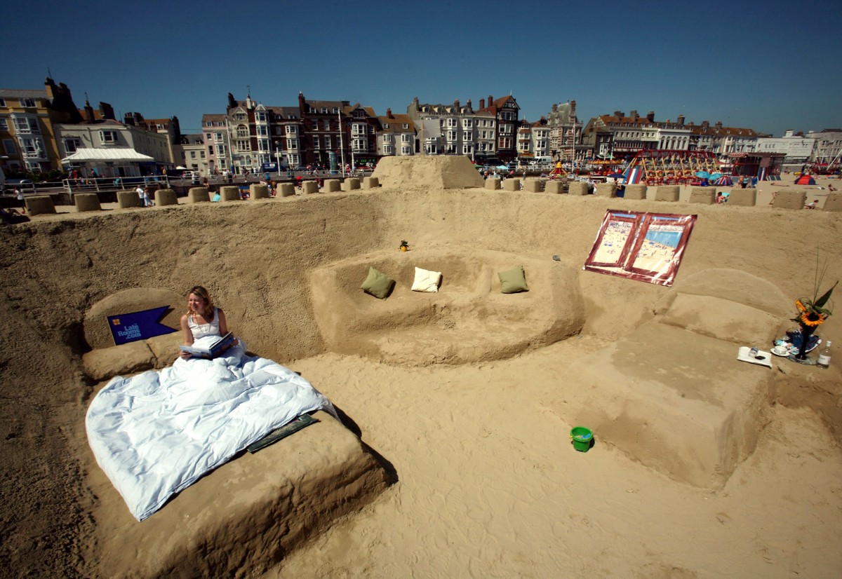 Sand Hotel