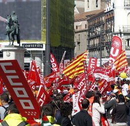 España: Sindicatos de AENA votarán el jueves sobre desconvocatoria a la huelga de 22 días 