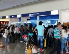 Reportan pérdidas millonarias para Aerolíneas Argentinas por conflicto gremial