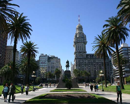 TAM Airlines inicia vuelos directos entre Montevideo y Río de Janeiro