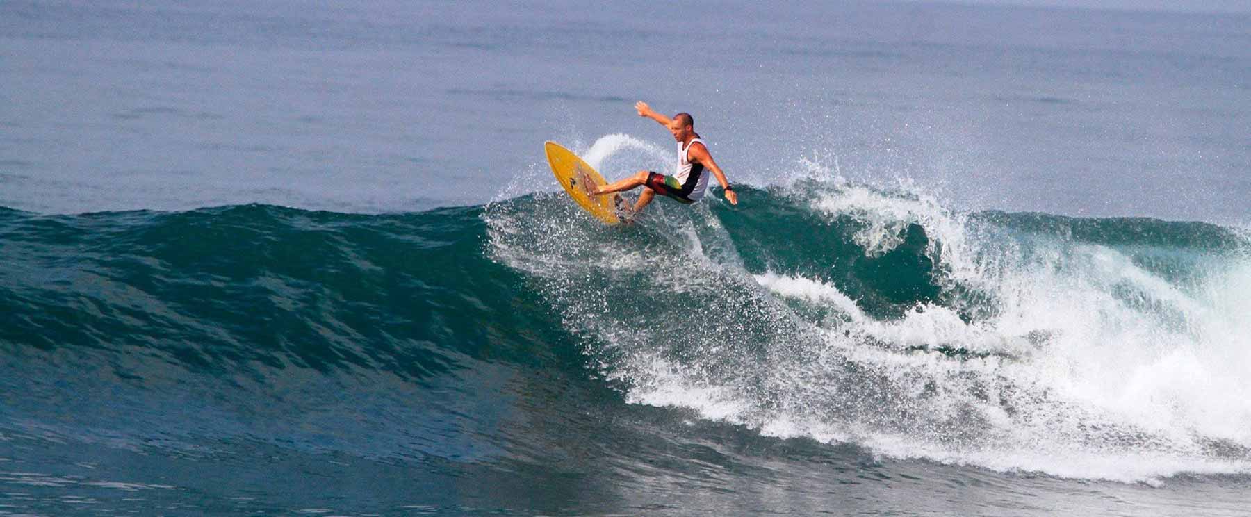 surfing in El Salvador