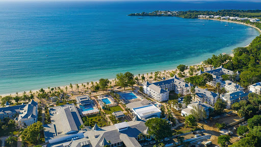 vista del RIU Palace Tropical Bay desde el aire