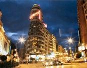España: La Gran Vía de Madrid, moderna y glamorosa un siglo después