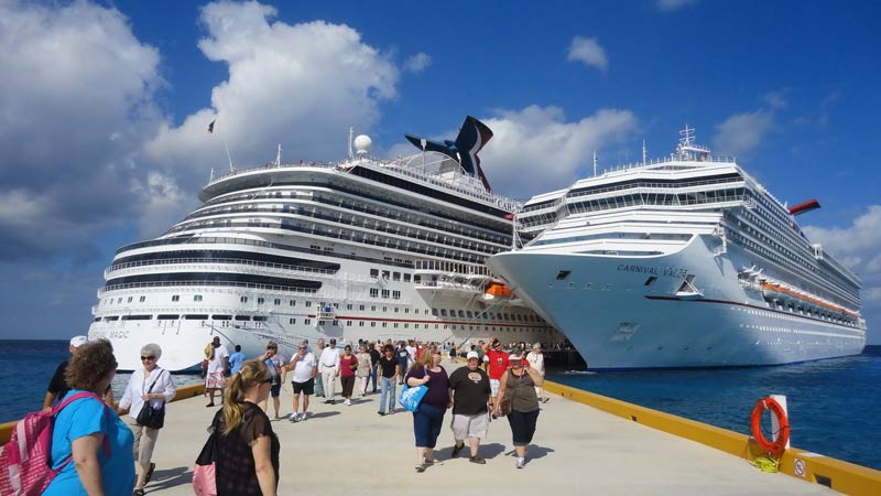 Llegan cruceros a Quintana Roo