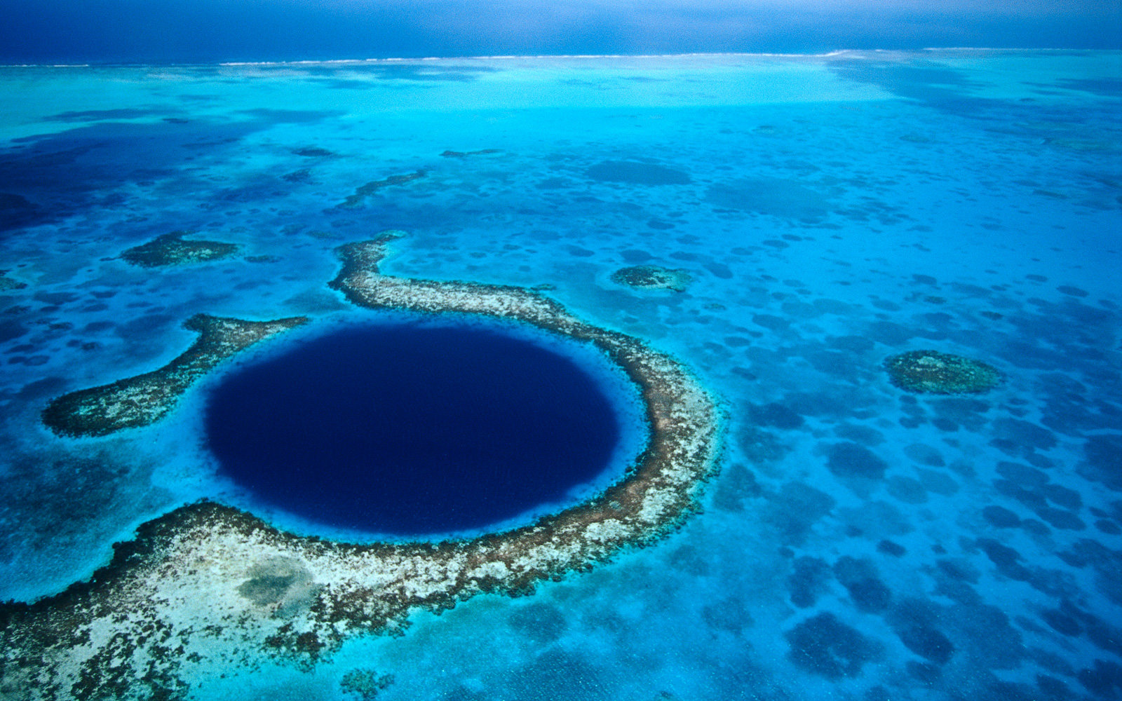 Big Blue Hole- Belice