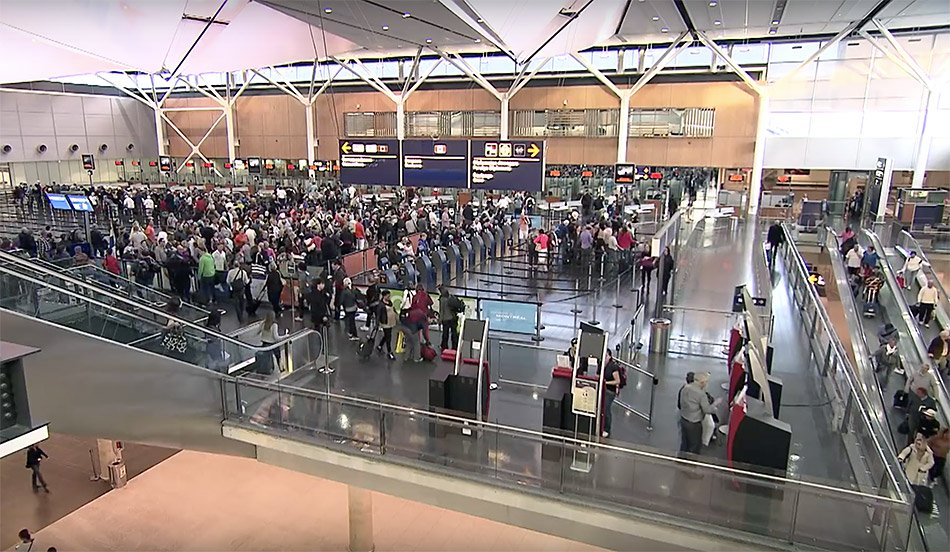 aeropuerto montreal canada