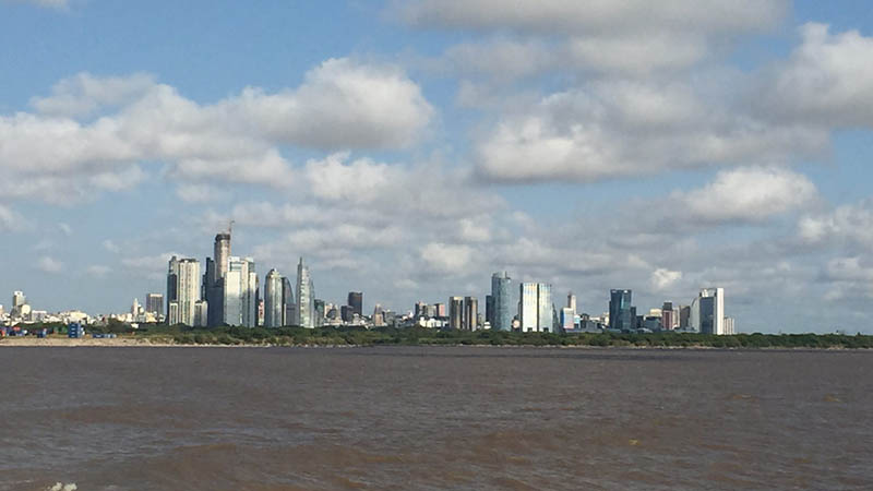 Disfruta de Buenos Aires a través de un paseo fluvial