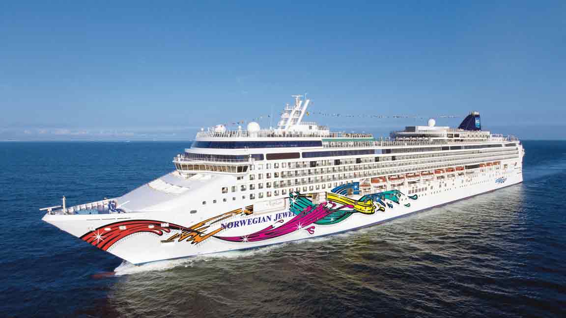 Norwegian Jewel arriba a puerto de Acapulco