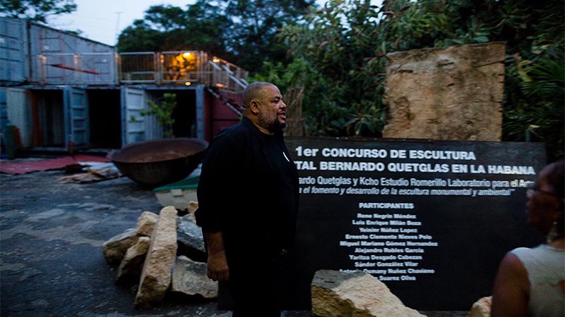 Premian a ganador de concurso de escultura en La Habana