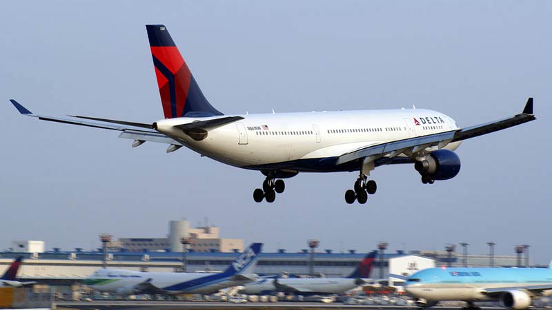 Delta celebra primer aniversario en Cuba ampliando frecuencias