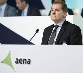 Aena se reúne con las aerolíneas para establecer el nuevo marco regulatorio