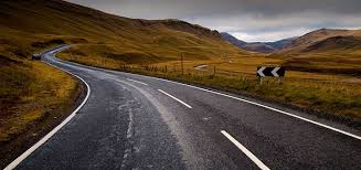 ¿Cuántas veces podríamos dar la vuelta a la Tierra con las carreteras que hay hoy construidas?