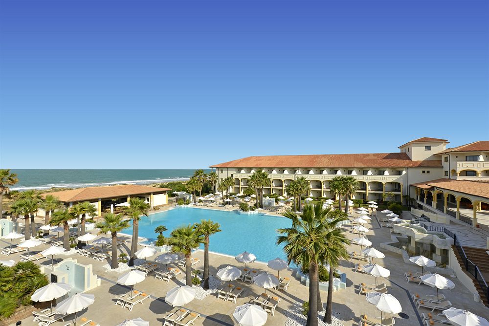 Reabre con 5 estrellas el Iberostar Andalucía Playa