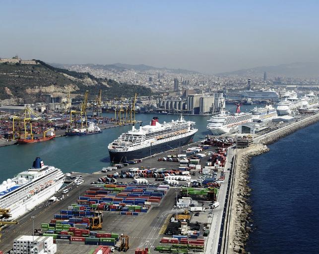 España: Un 17,7 por ciento más de cruceristas transitaron por puertos de este país en el primer semestre