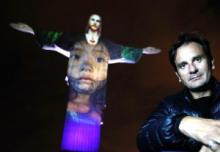 Con su luminografía, Gaspare Di Caro seduce a Santiago de Cuba 